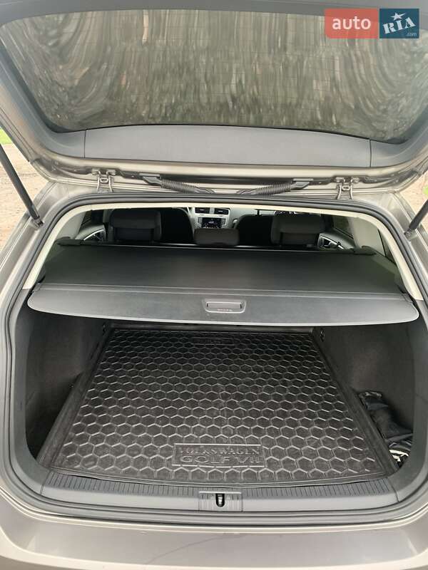 Универсал Volkswagen Golf 2015 в Погребище