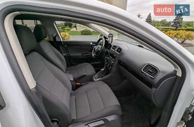 Универсал Volkswagen Golf 2014 в 