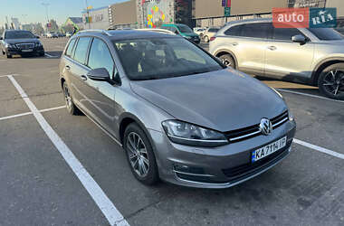 Універсал Volkswagen Golf 2014 в Києві