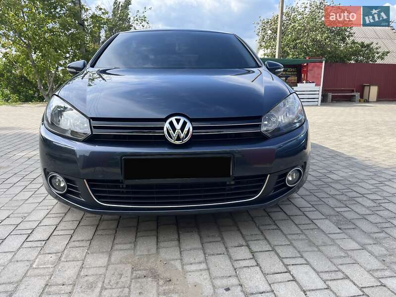Хэтчбек Volkswagen Golf 2013 в Одессе