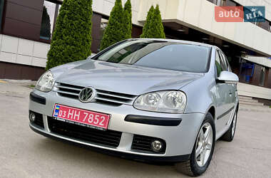 Хэтчбек Volkswagen Golf 2006 в Днепре
