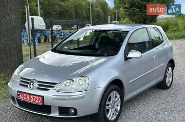 Хэтчбек Volkswagen Golf 2006 в 