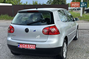 Хэтчбек Volkswagen Golf 2006 в 