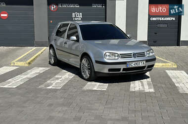 Хетчбек Volkswagen Golf 2003 в 