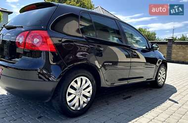 Хетчбек Volkswagen Golf 2008 в Луцьку