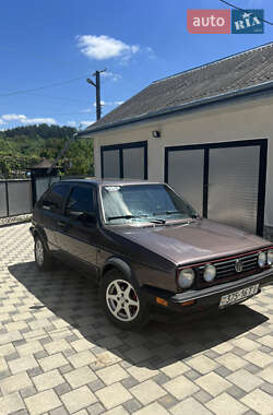 Хетчбек Volkswagen Golf 1987 в Чернівцях