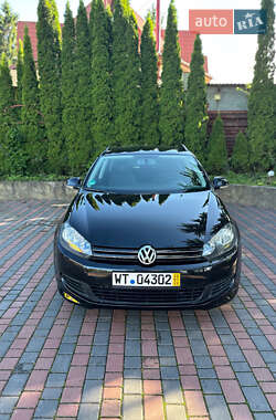 Універсал Volkswagen Golf 2009 в 