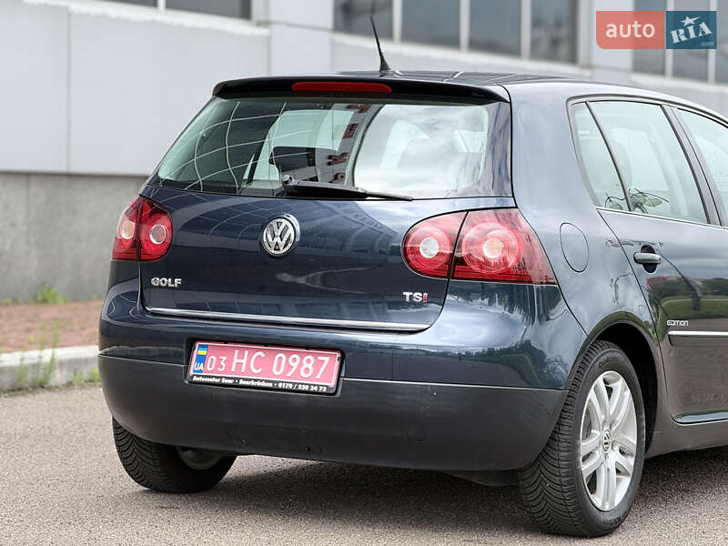Хетчбек Volkswagen Golf 2009 в Білій Церкві
