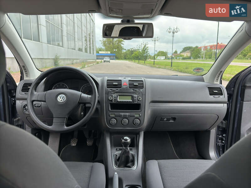 Хетчбек Volkswagen Golf 2009 в Білій Церкві