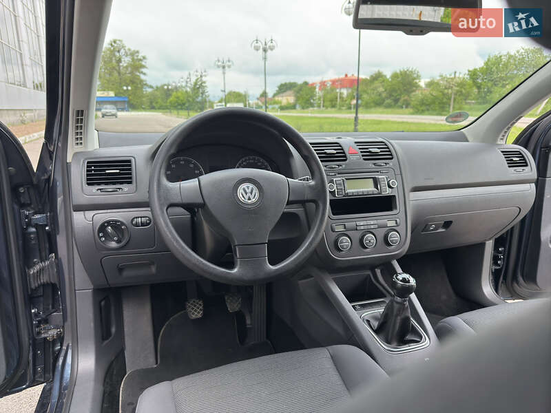 Хетчбек Volkswagen Golf 2009 в Білій Церкві