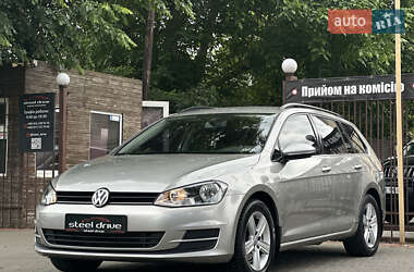 Универсал Volkswagen Golf 2015 в Одессе