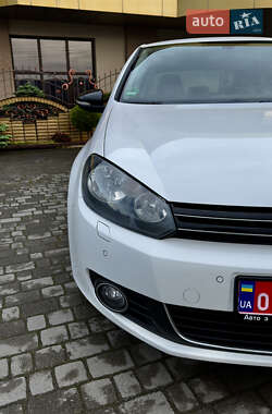 Хэтчбек Volkswagen Golf 2012 в 