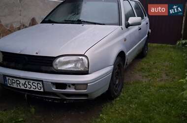 Універсал Volkswagen Golf 1997 в Стрию