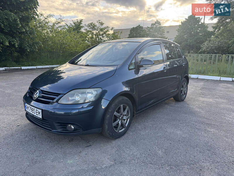 Универсал Volkswagen Golf 2006 в 