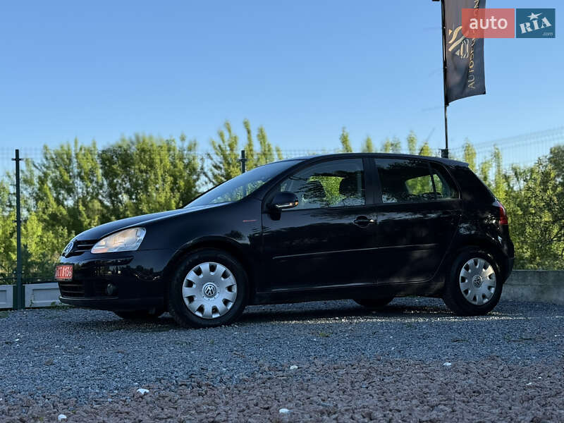 Хэтчбек Volkswagen Golf 2008 в Дрогобыче