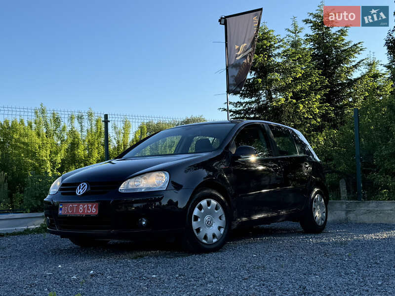 Хэтчбек Volkswagen Golf 2008 в Дрогобыче