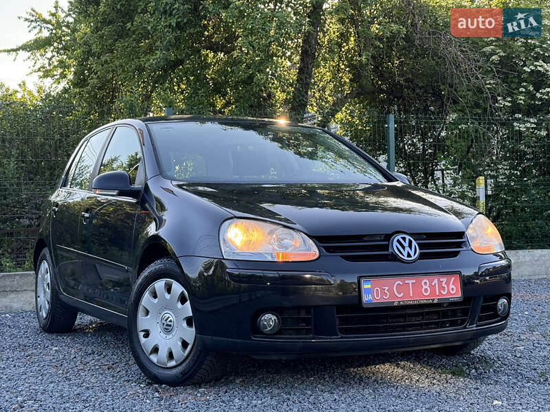 Хэтчбек Volkswagen Golf 2008 в Дрогобыче