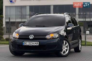 Универсал Volkswagen Golf 2010 в Черновцах