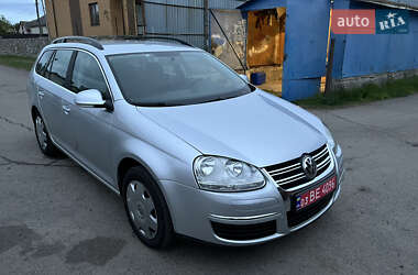 Универсал Volkswagen Golf 2008 в Немирове