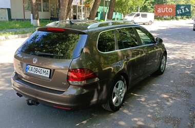 Універсал Volkswagen Golf 2011 в 