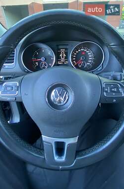 Универсал Volkswagen Golf 2010 в 