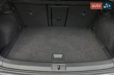 Хэтчбек Volkswagen Golf 2021 в 