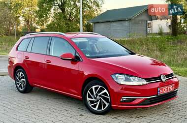 Універсал Volkswagen Golf 2018 в Стрию