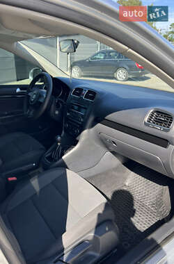 Универсал Volkswagen Golf 2011 в 