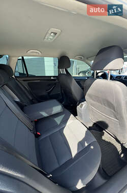 Универсал Volkswagen Golf 2011 в 