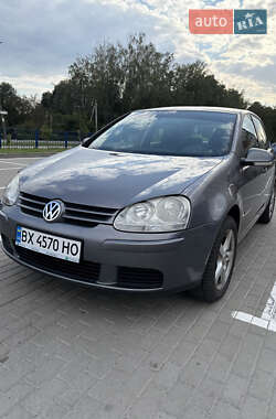 Хэтчбек Volkswagen Golf 2006 в Староконстантинове