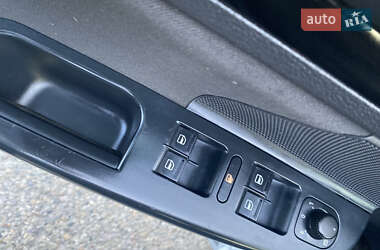 Універсал Volkswagen Golf 2010 в 
