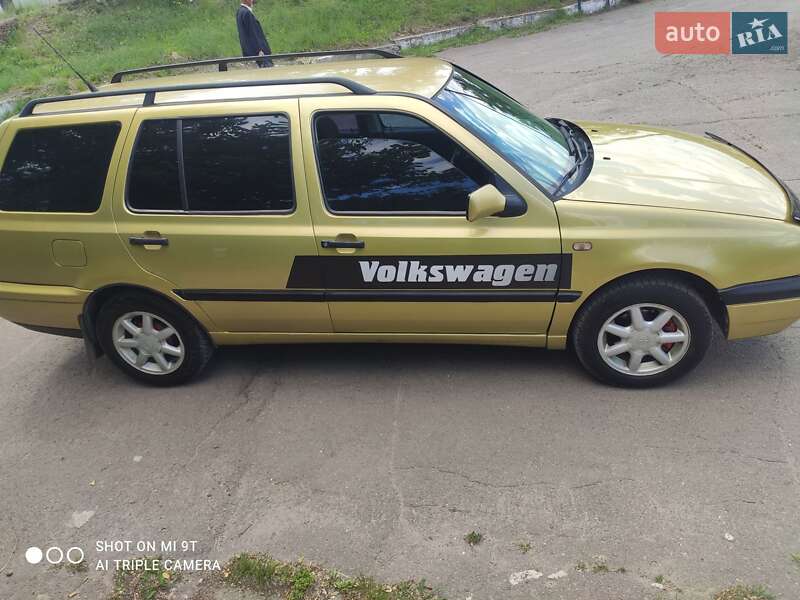 Універсал Volkswagen Golf 1998 в Кривому Розі