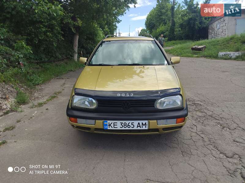 Універсал Volkswagen Golf 1998 в Кривому Розі