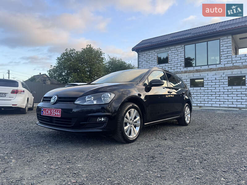 Универсал Volkswagen Golf 2016 в 