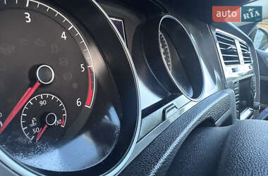 Универсал Volkswagen Golf 2016 в 