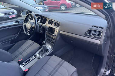 Универсал Volkswagen Golf 2016 в 