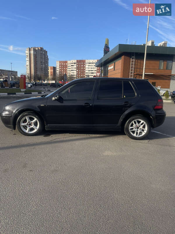 Хэтчбек Volkswagen Golf 1999 в Львове