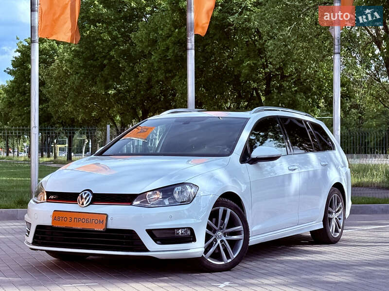 Volkswagen Golf 2016