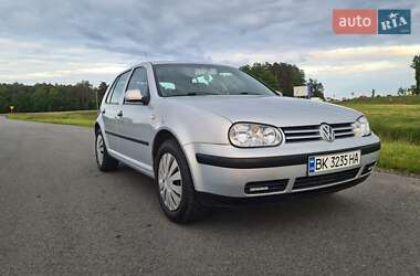 Хэтчбек Volkswagen Golf 2000 в Львове