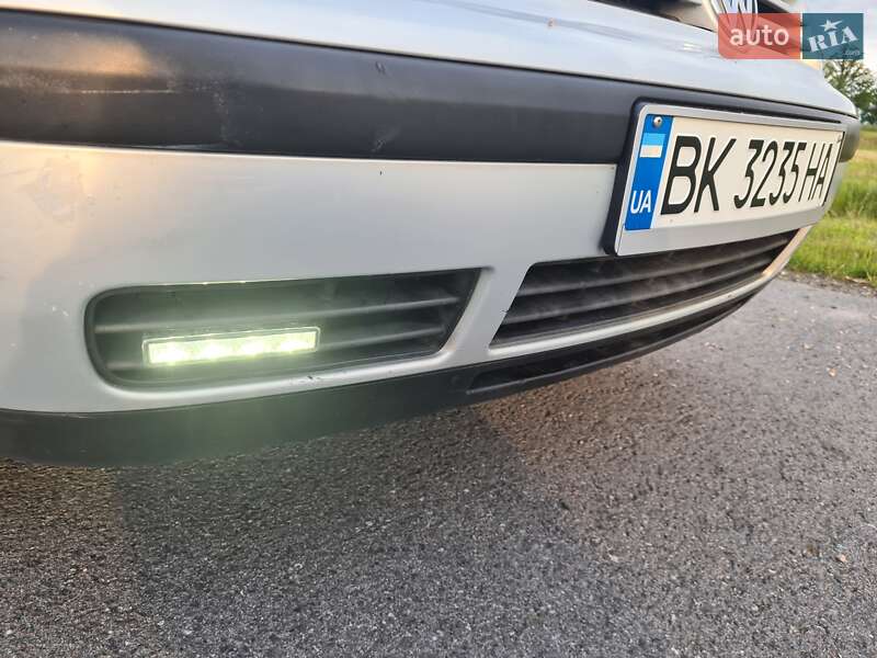 Хетчбек Volkswagen Golf 2000 в Львові