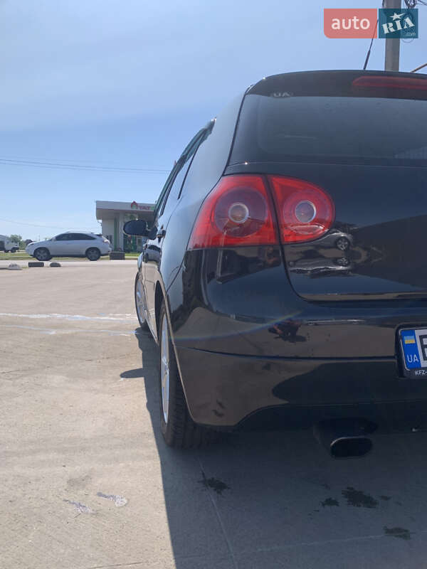 Хетчбек Volkswagen Golf 2006 в Одесі