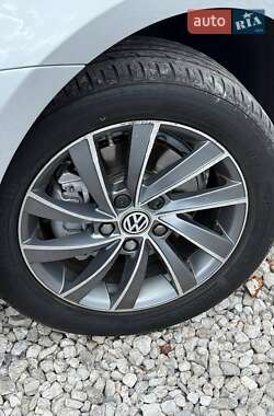 Універсал Volkswagen Golf 2014 в 