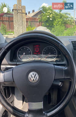 Хэтчбек Volkswagen Golf 2007 в 