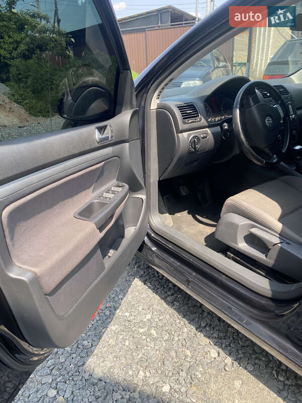 Хетчбек Volkswagen Golf 2007 в Любарі