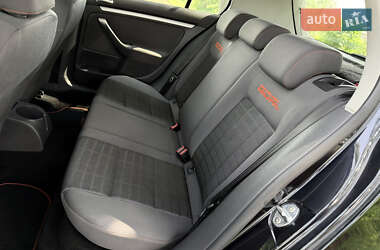 Хэтчбек Volkswagen Golf 2007 в 