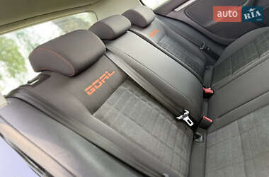 Хэтчбек Volkswagen Golf 2007 в 