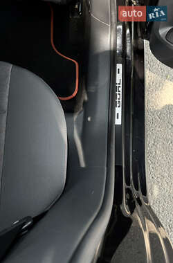 Хэтчбек Volkswagen Golf 2007 в 