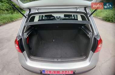 Хетчбек Volkswagen Golf 2006 в 