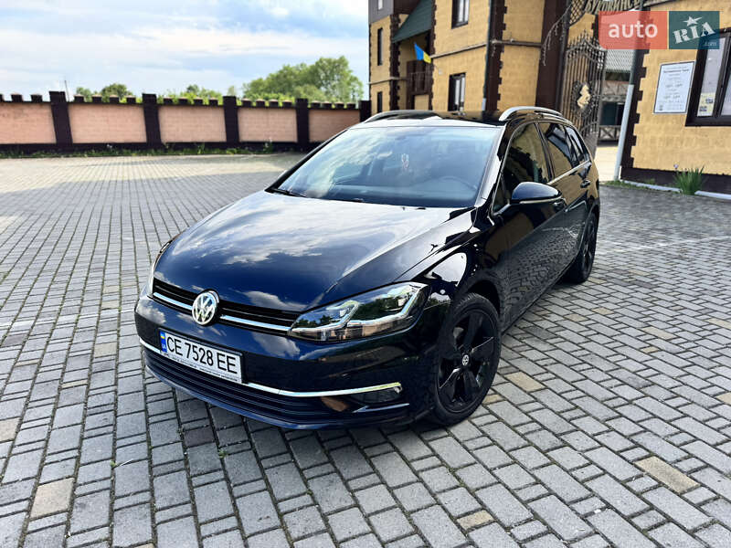 Універсал Volkswagen Golf 2017 в 