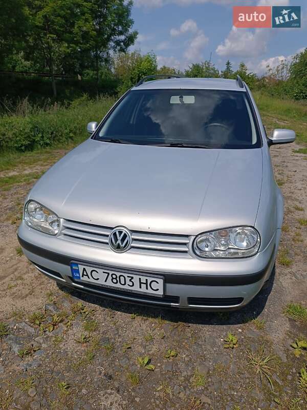 Volkswagen Golf 2000